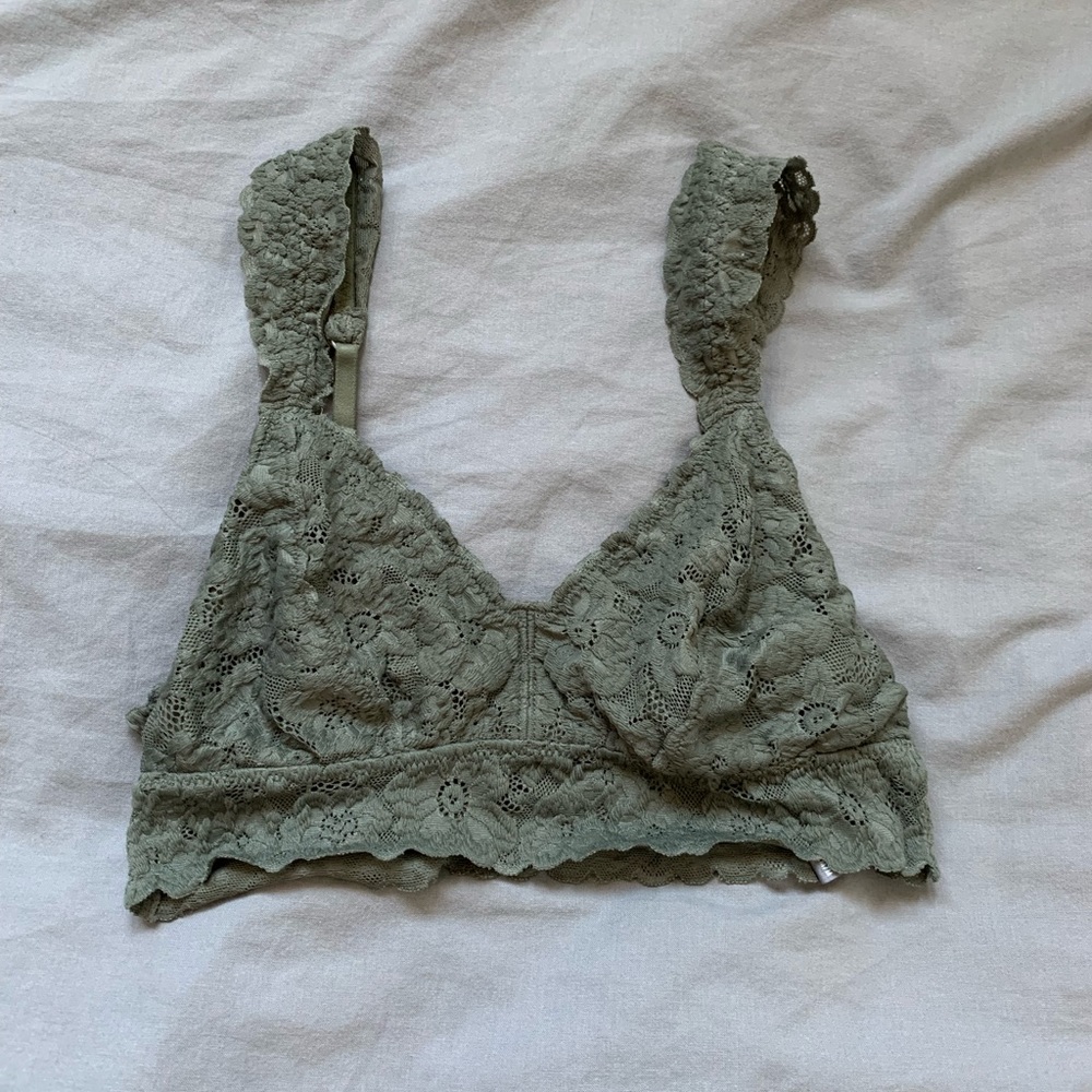 Aerie bralette. Size Medium.